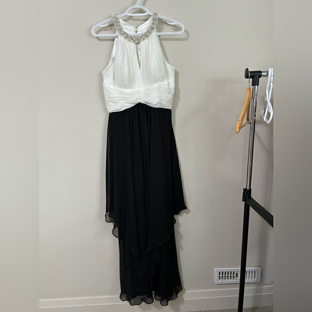 Eliza J Pearl Collar White and Black Maxi Dress